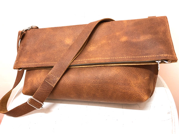 Brown leather tote / Crossbody Clutch bag