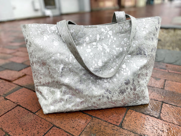 Extra large silver metallic cowhide leather bag 23”x 13”, Oversized work and travel computer bag
